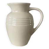 Pichet en céramique Le Creuset.