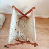 Bohemian magazine holder in macramé and pearls, 60s