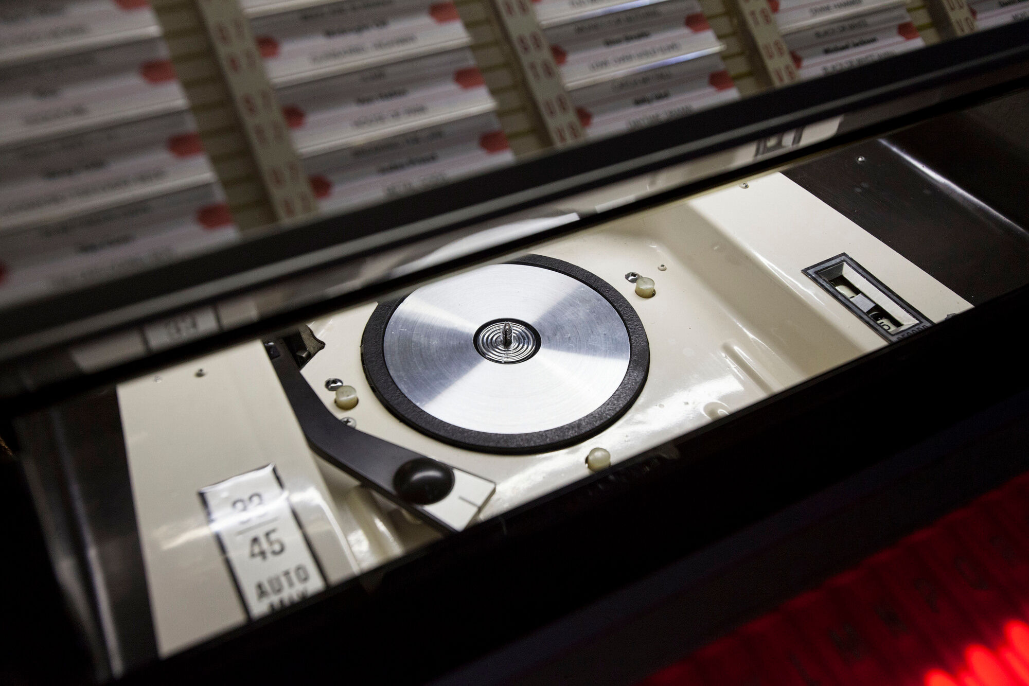 Jukebox Rowe friend from 1963 model"Jal" capa 100 vinyl compilation pop, rock, metal from 1950 to 1990