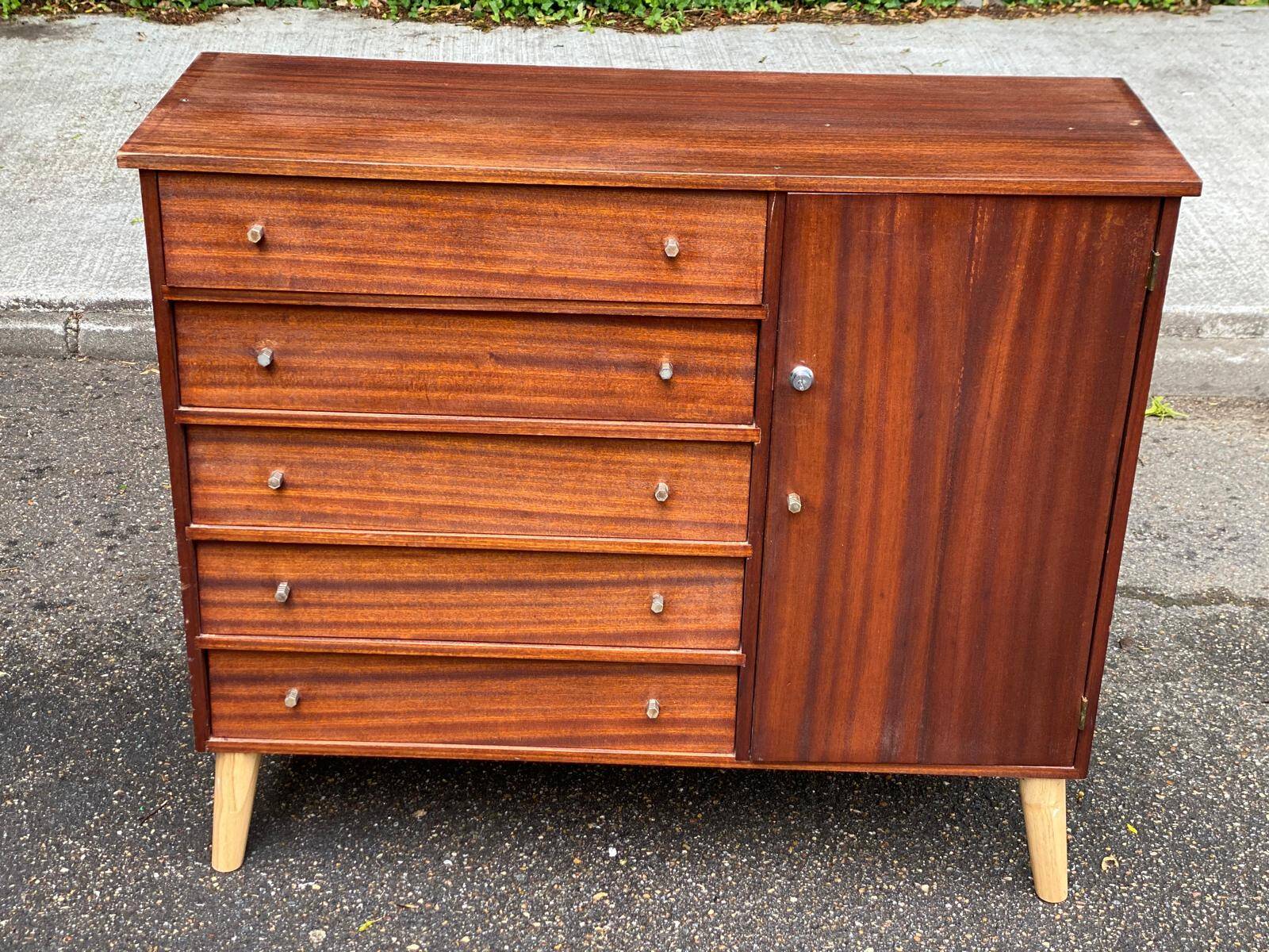 Commode buffet scandinave en acajou des années 50
