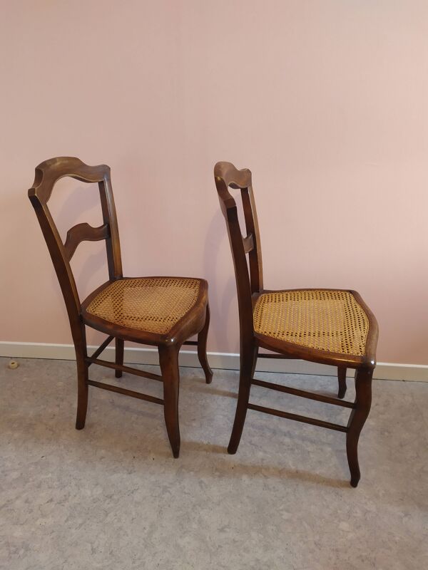 Paire de chaises cannées