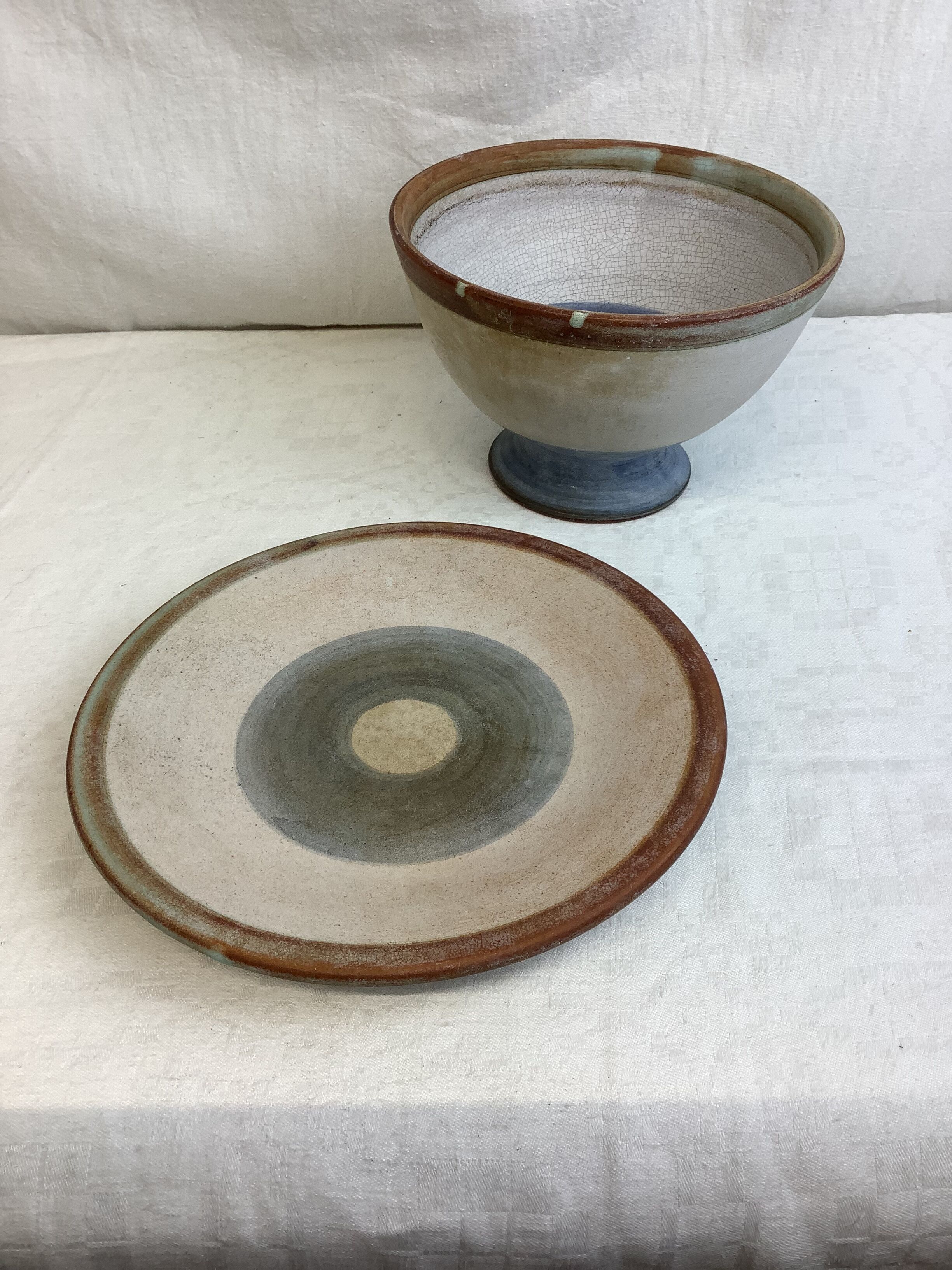 Duo of footed bowl and artisanal plate made in France Vallauris