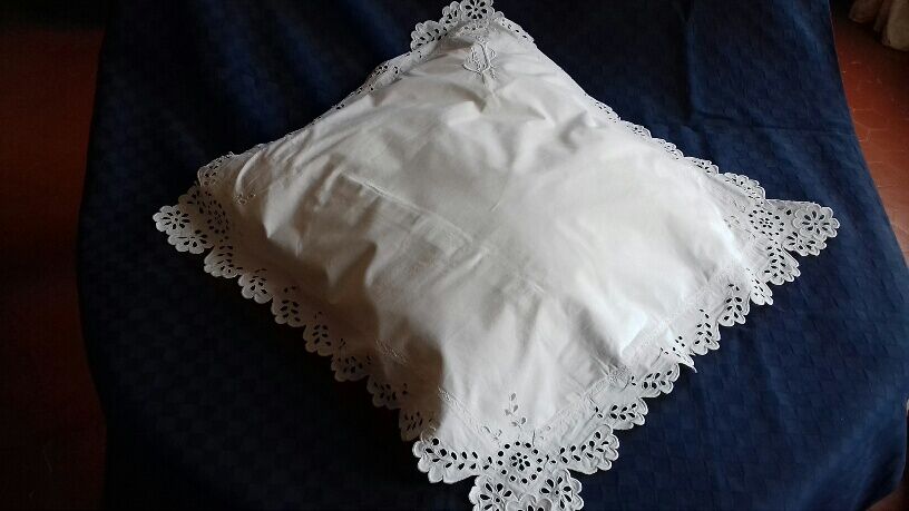 Old cotton pillow taie