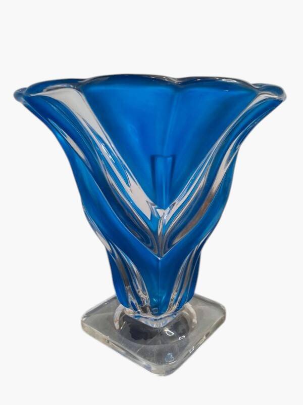 Vase en verre bleu cobalt et transparent – Forme de fleur – 19 x 18 cm