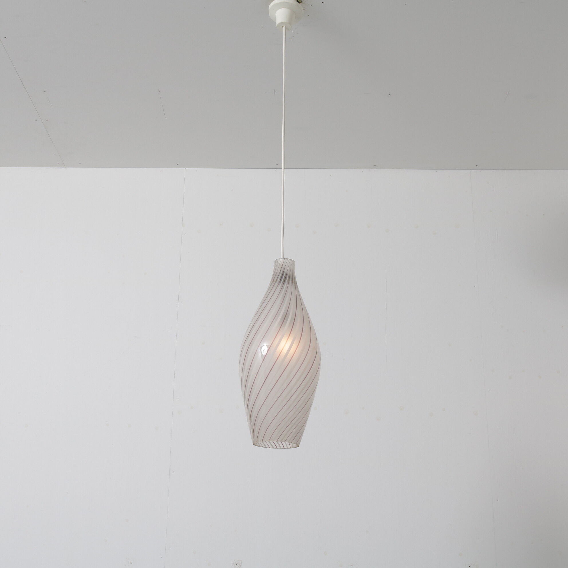 1960s Italian hanging lamp