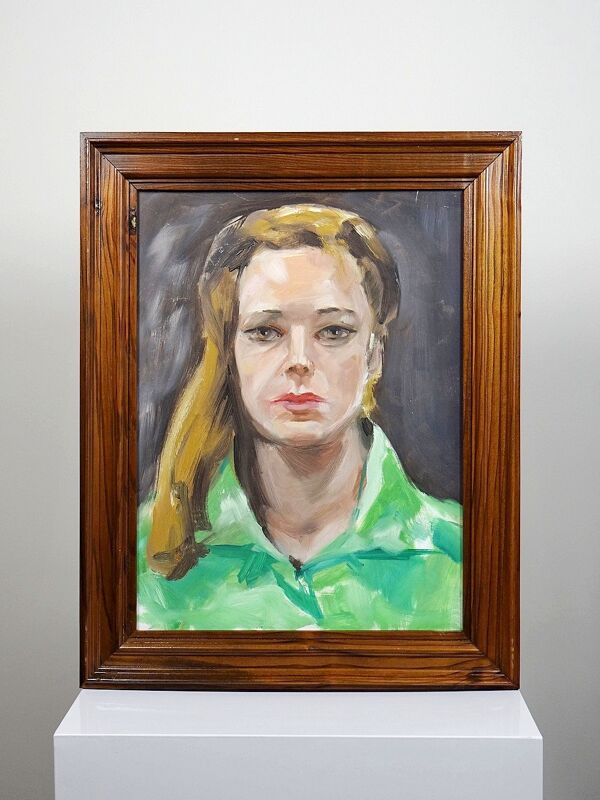 Portrait ''La Femme en vert'' vintage huile sur carton entoilé encadrement bois