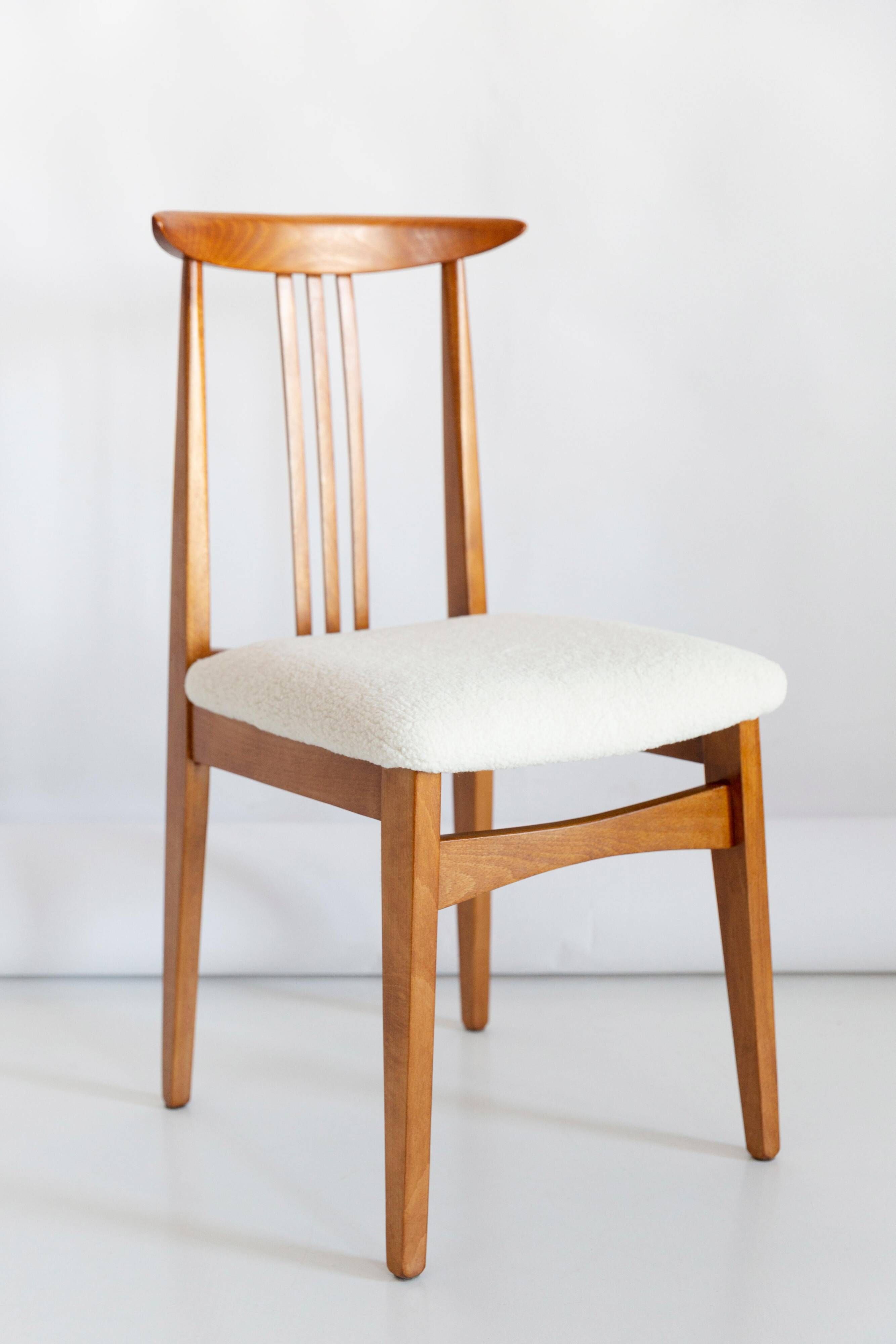 Light Bouclé Chair Mid-Century Modern, Design by M. Zielinski, Europe, 1960s