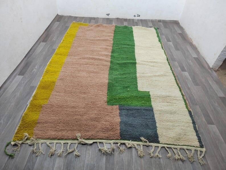 Handmade wool rug size 150 x 250 cm