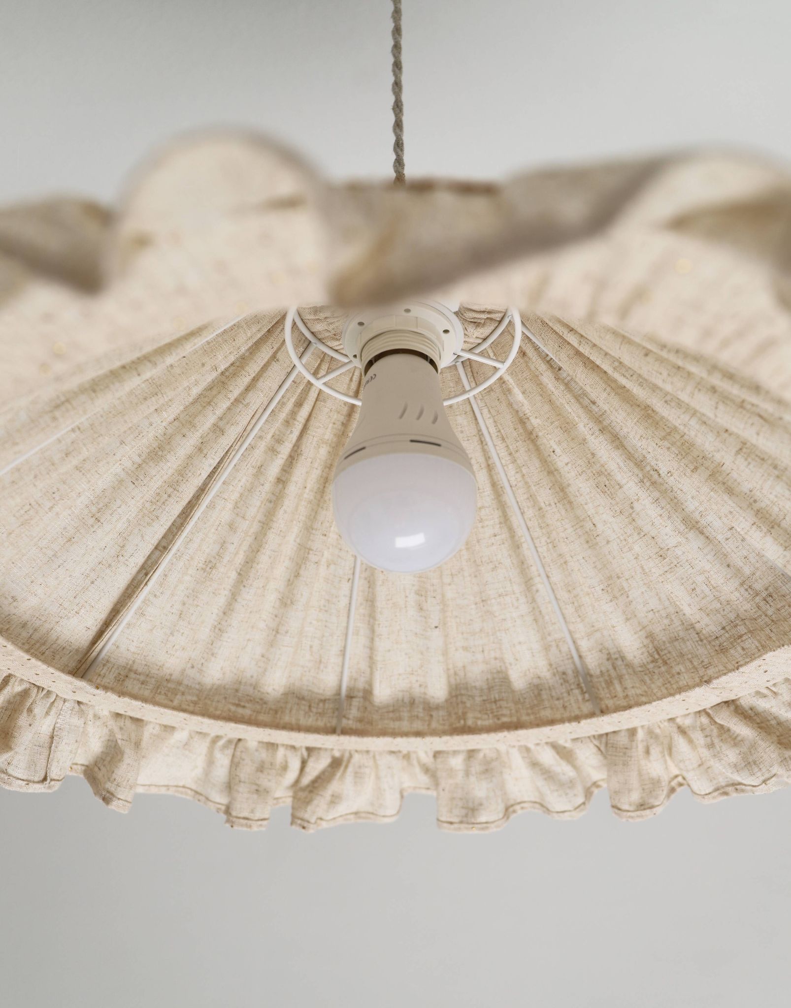 Suspension conique avec volant Emilia "classic dots"