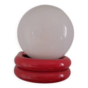 Applique globe métal - rouge