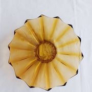 Coupe à fruits en verre ambré