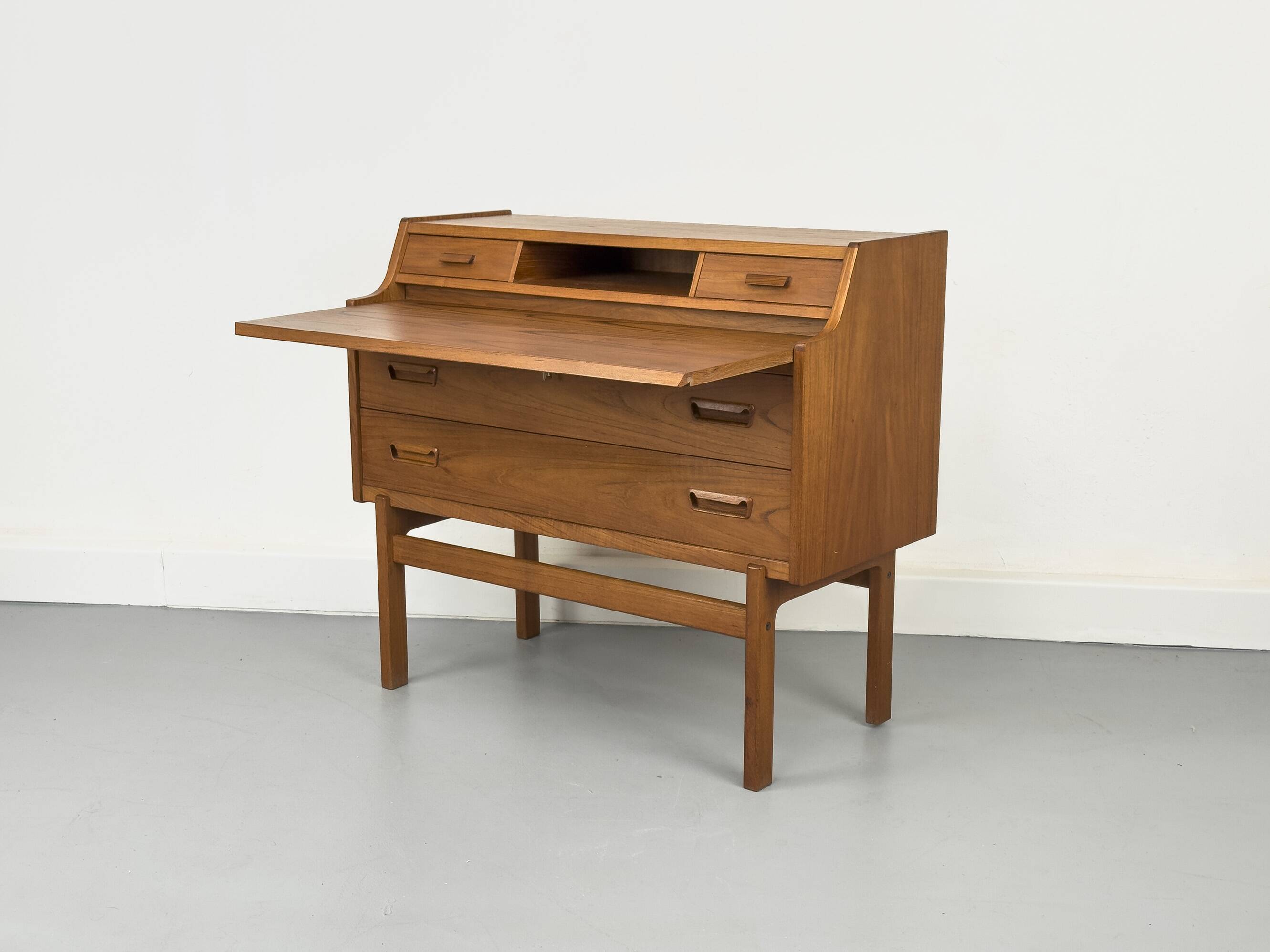 Bureau Secrétaire en Teck par Arne Wahl Iversen pour Vinde Møbelfabrik, 1960s