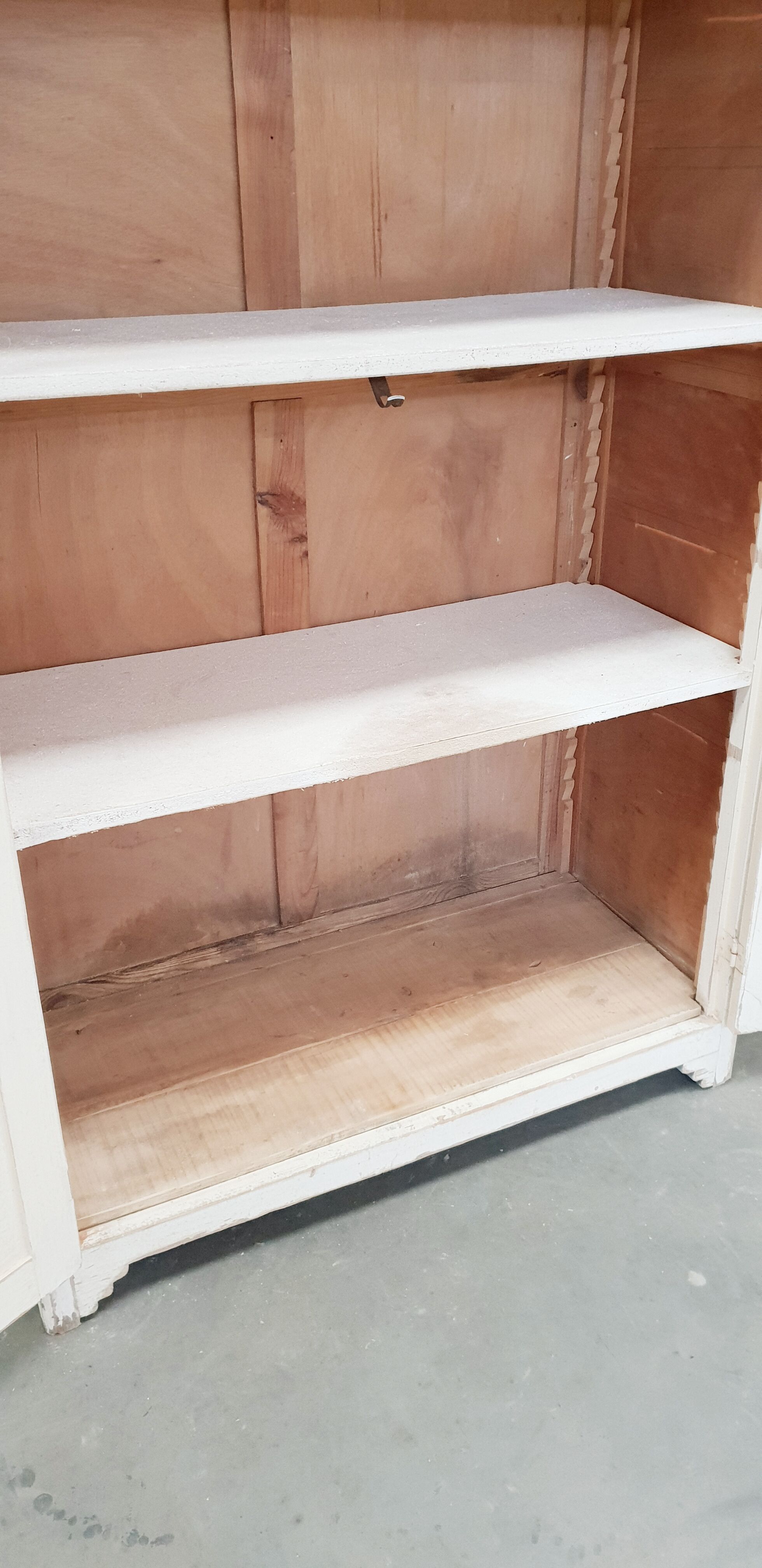 Vintage parisian cabinet