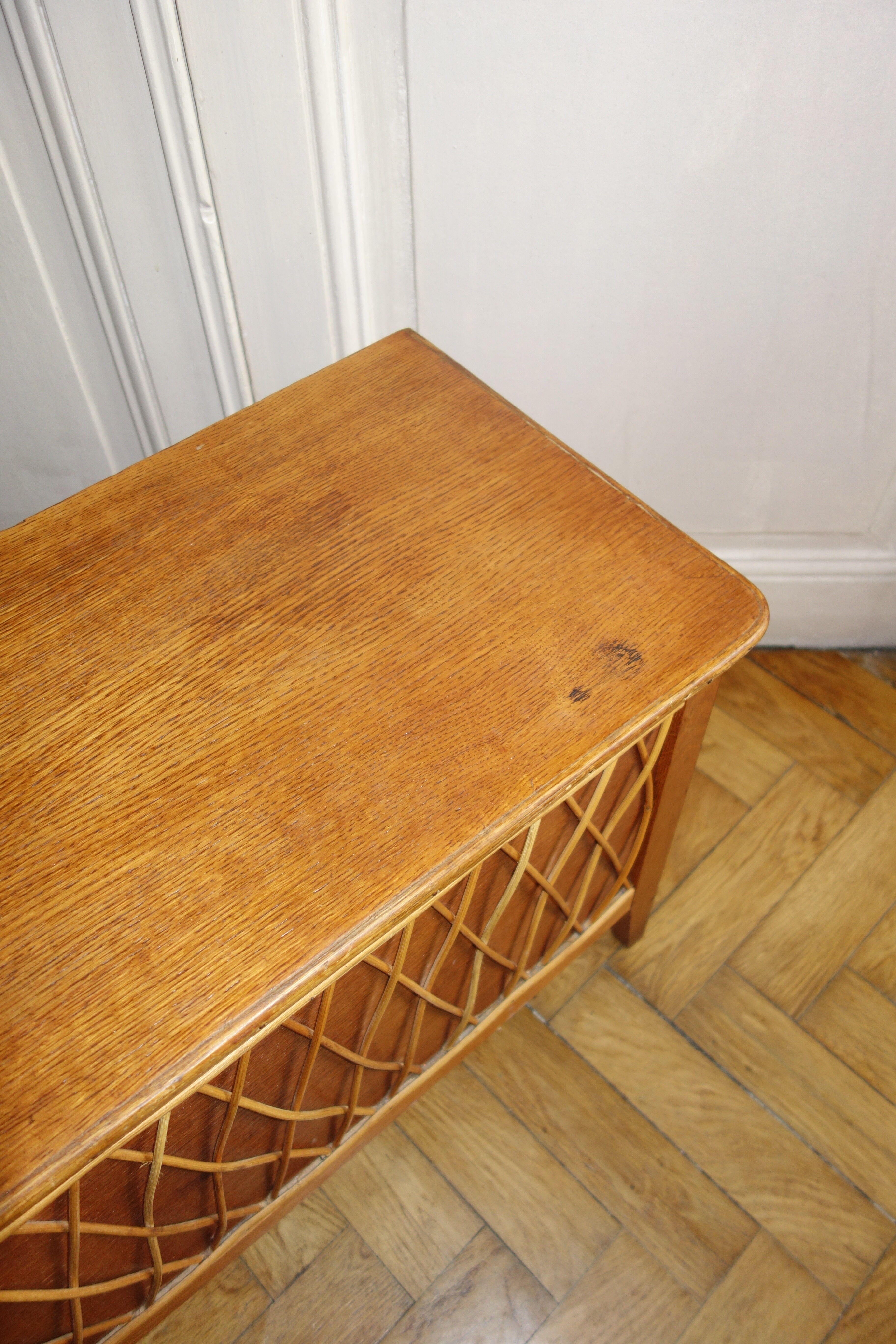 Oak bench chest and rattan of the years 1950