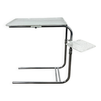 Desserte modulable "L'Adap-Table" en métal perforé et chrome