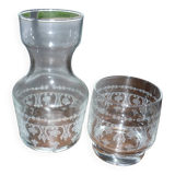 Carafe et verre de nuit