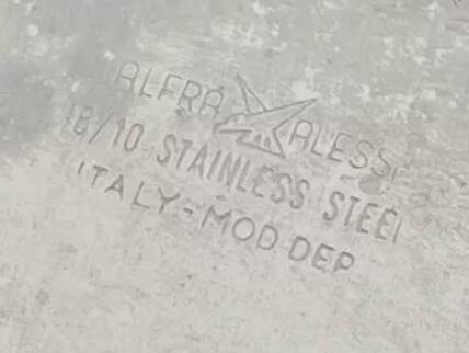 Plat coupe corbeille en métal argenté Alessi