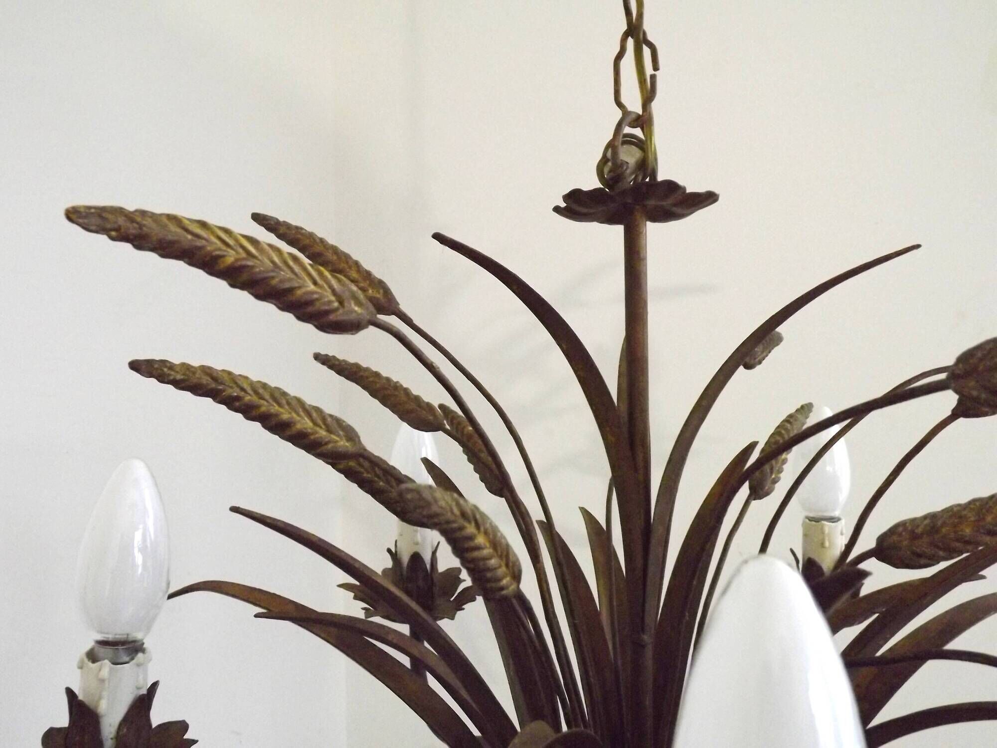 Vintage Hollywood Regency Wheat Sheaf Gold Gilt Metal 5 Light Chandelier