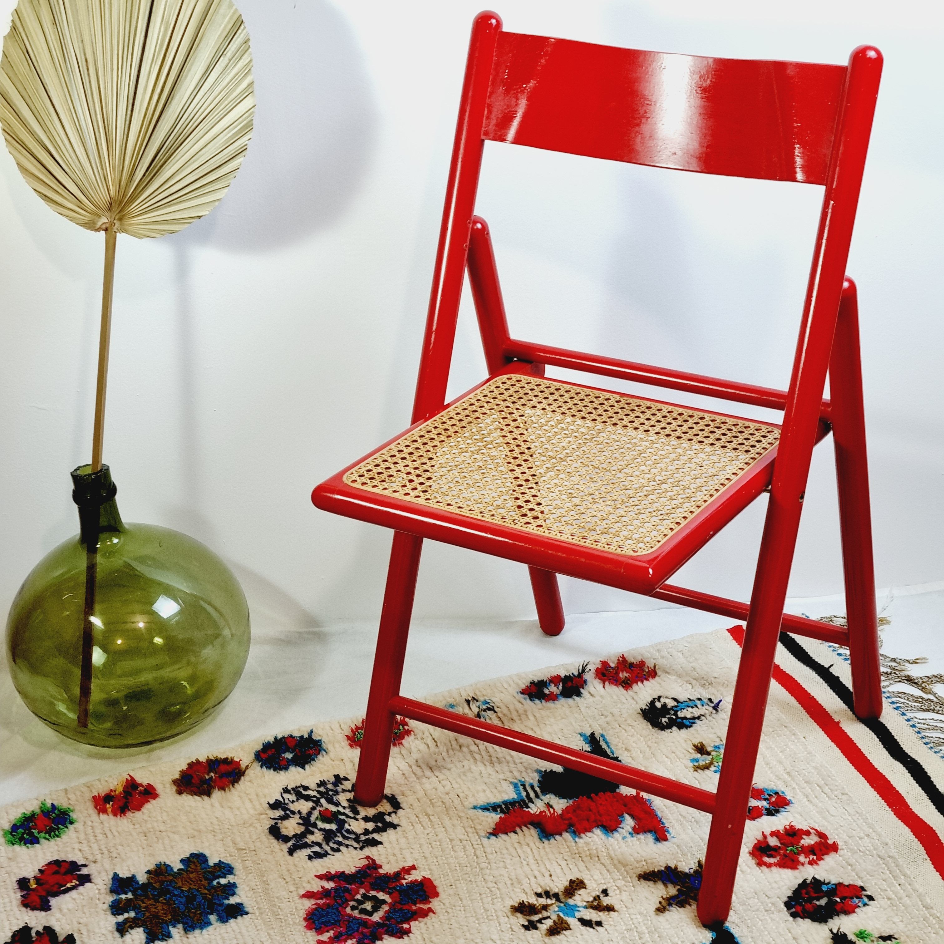 Folding chair wood and canage