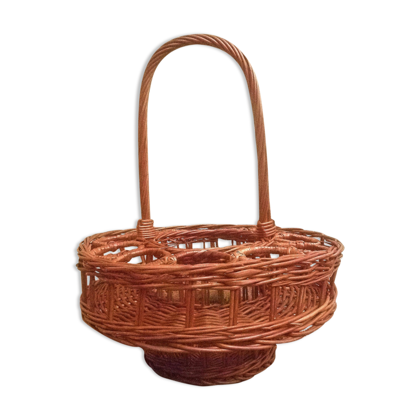 Rattan bar basket , portable , vintage