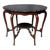 Table de salon de style victorien. Acajou. Angleterre. XIXe siècle.