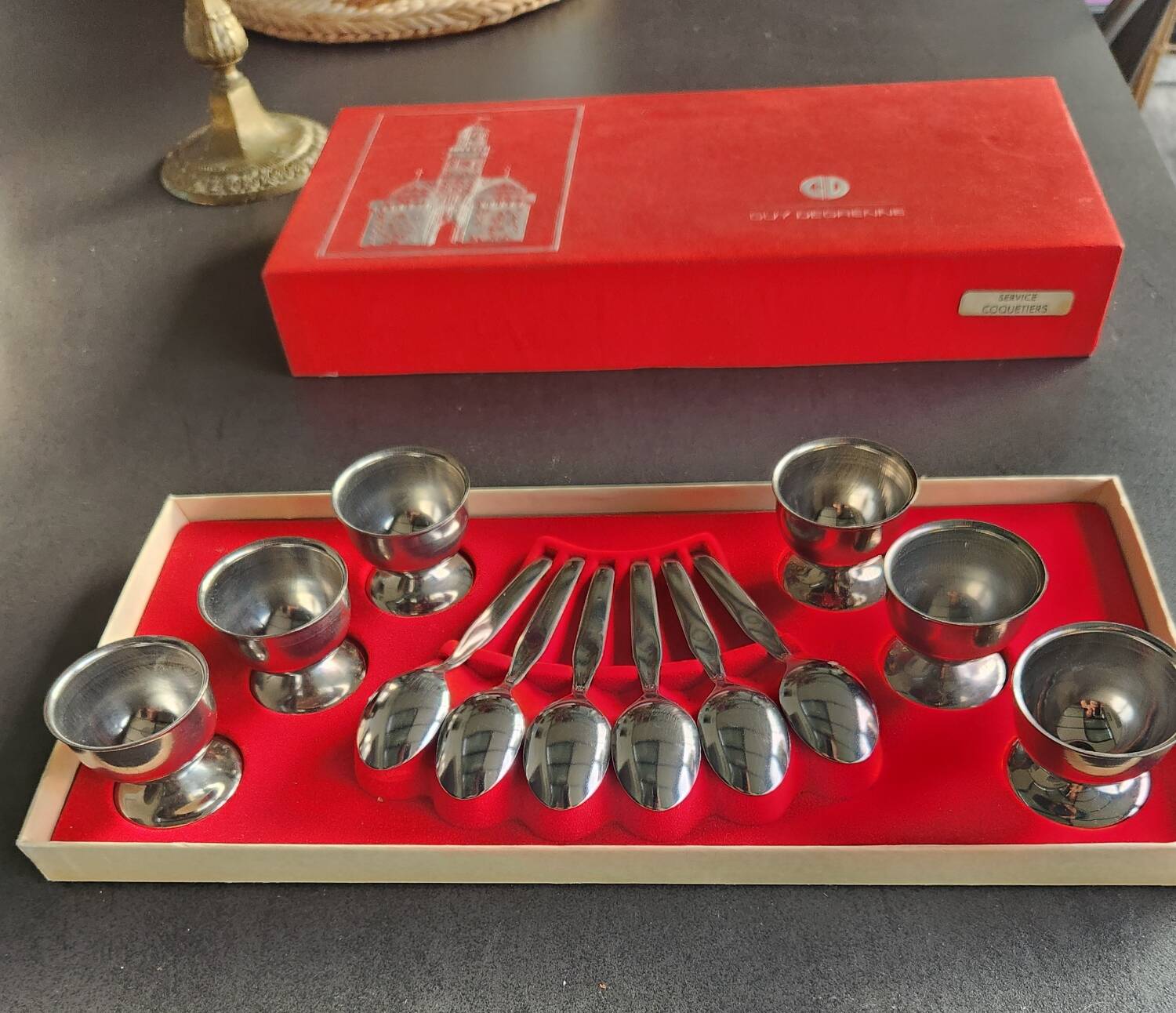 Set de 6 coquetiers et cuillères Guy Degrenne