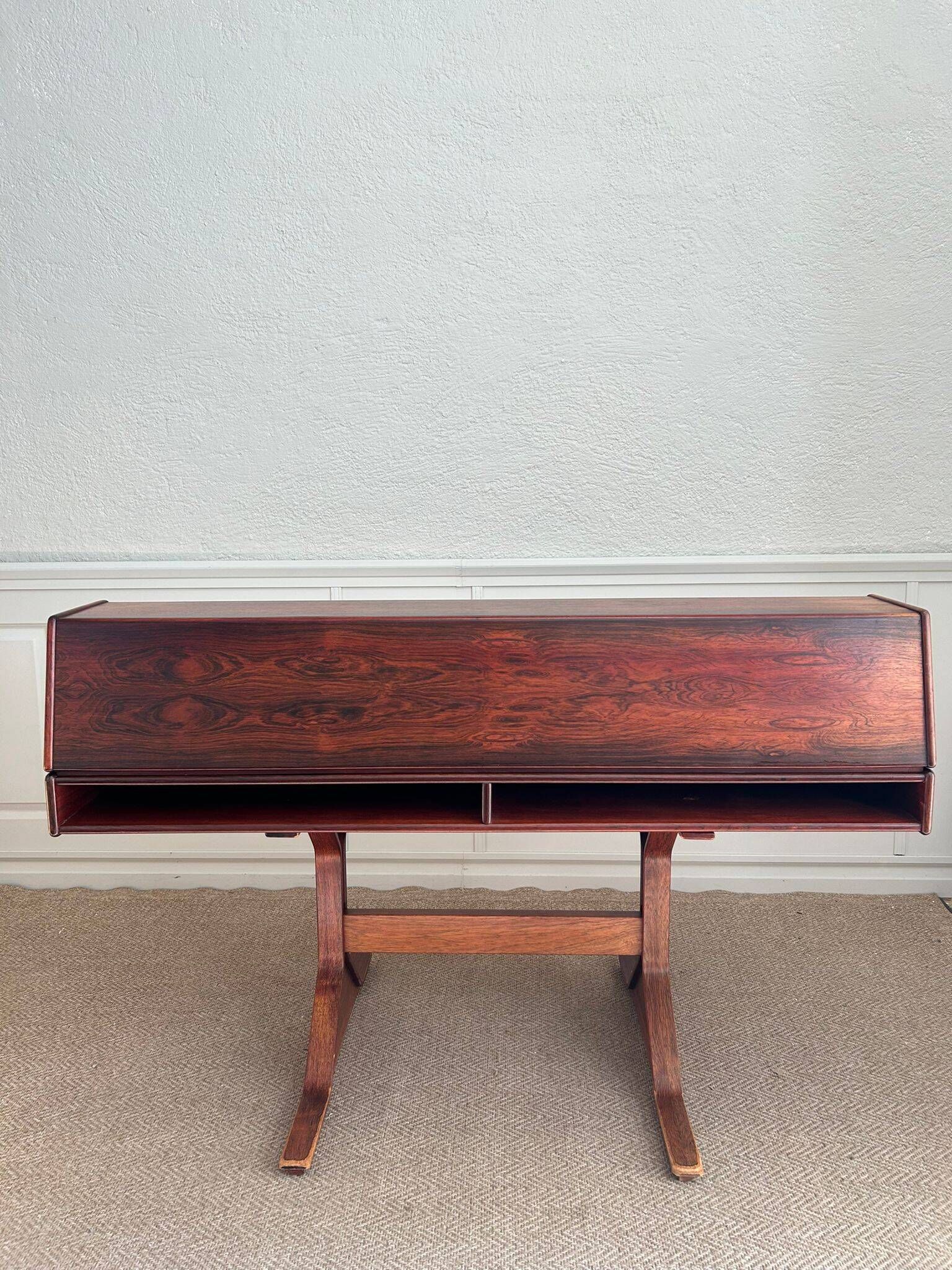 Desk 530 by Gianfranco Frattini for Bernini, Italy, 1950s