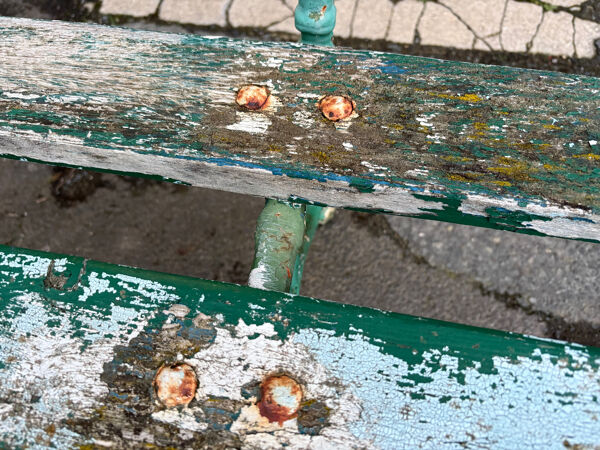 Ancien banc de jardin bois & fonte 2 m-long – patine d’origine