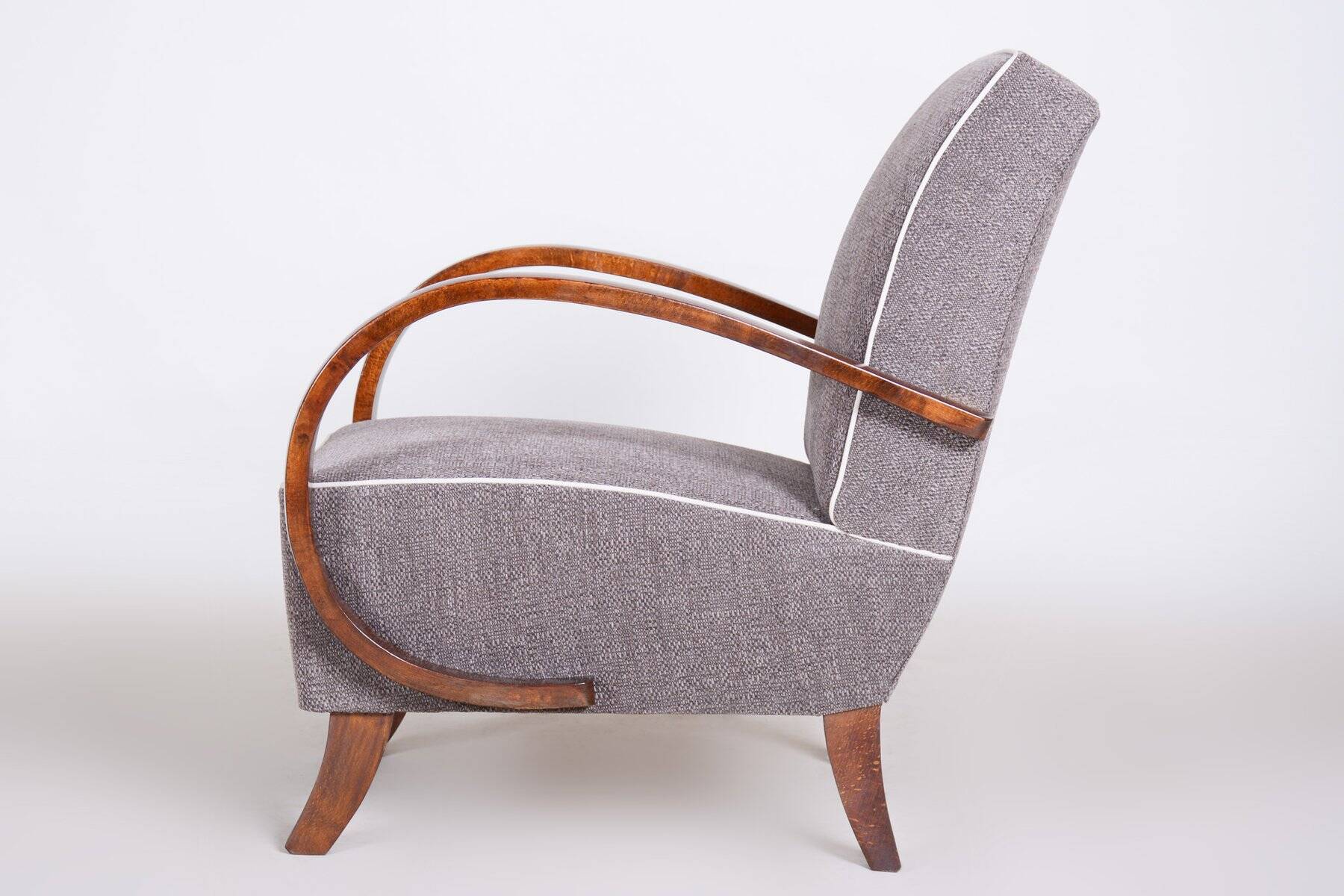 Czech Art Deco Beech Armchair attributed to J. Halabala for Up Zavody, 1930s
