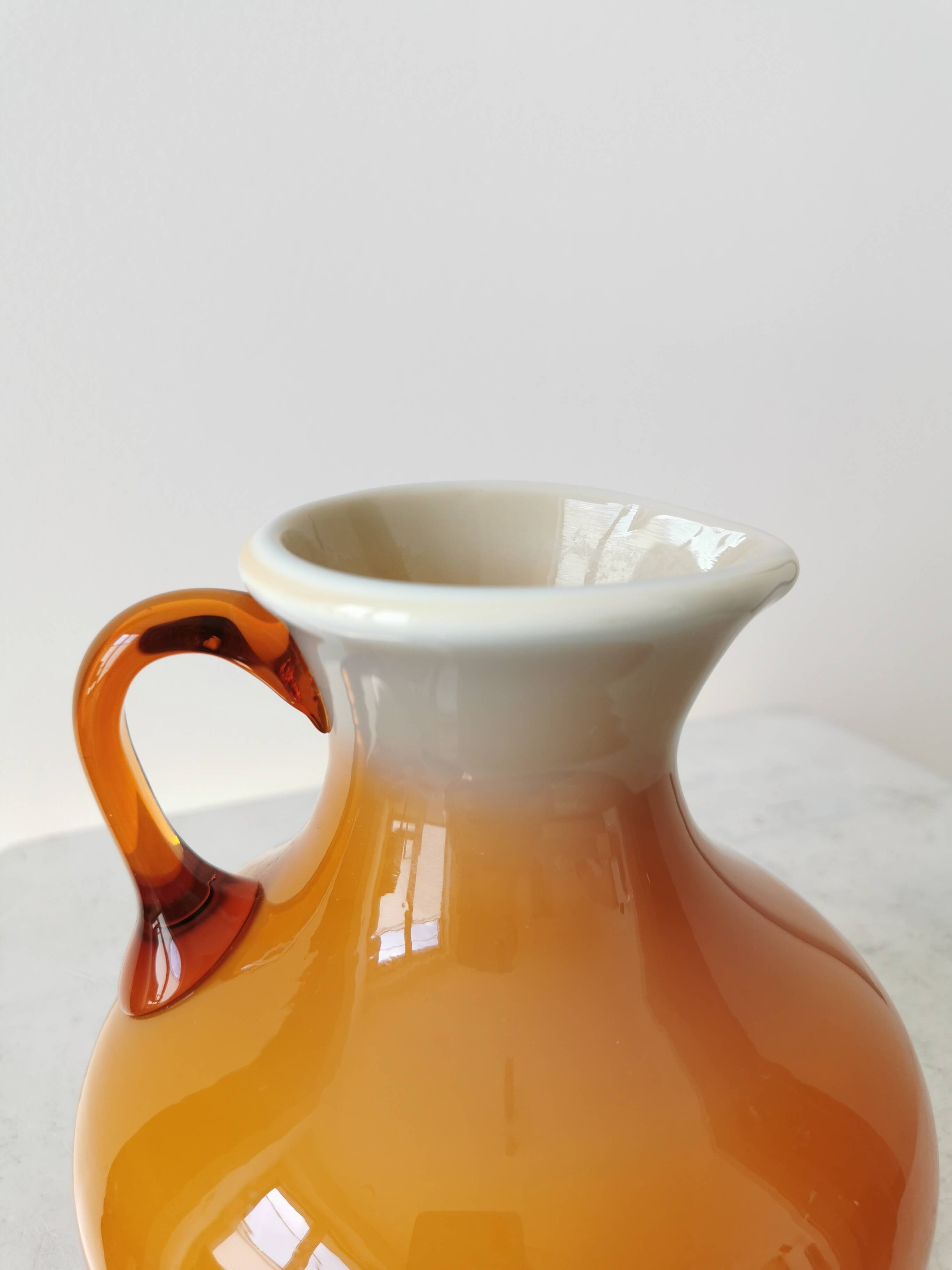 Vase vintage : verre Prokuplje fait à la main, Yougoslavie
