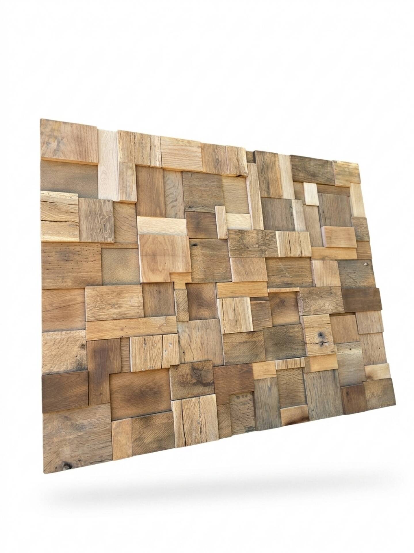 Decorative wall panel in solid oak