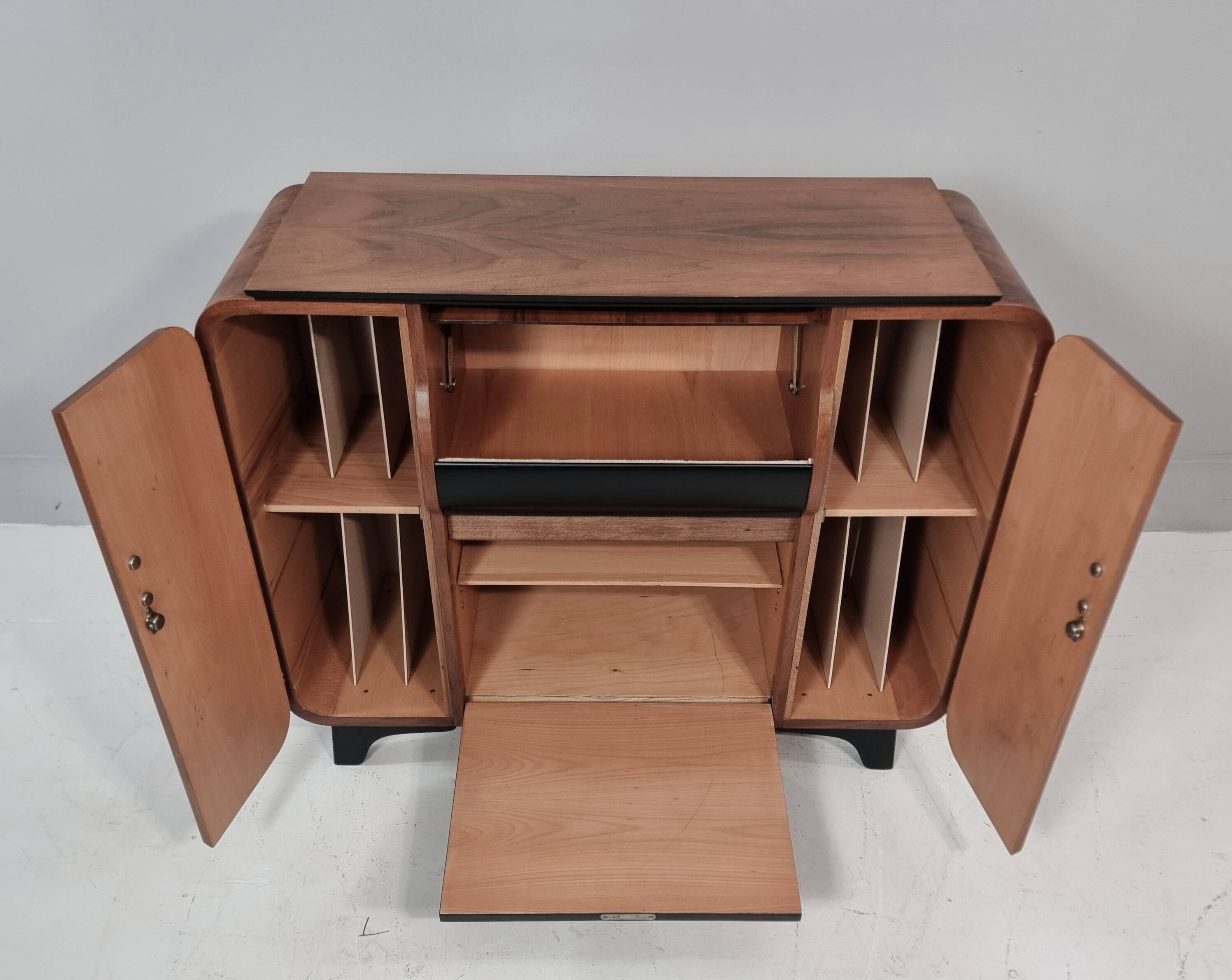 Art Deco Bar Cabinet  by Jindrich Halabala for Up Závody, 1940s.