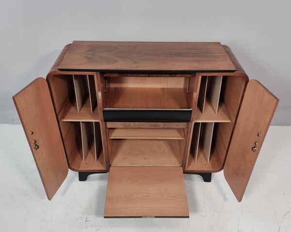 Cabinet de bar Art Déco par Jindrich Halabala pour Up Závody, années 1940.