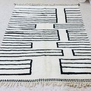Traditional Berber rug in natural wool 2.5x1.5 m