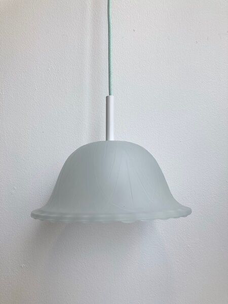 Frosted glass suspension