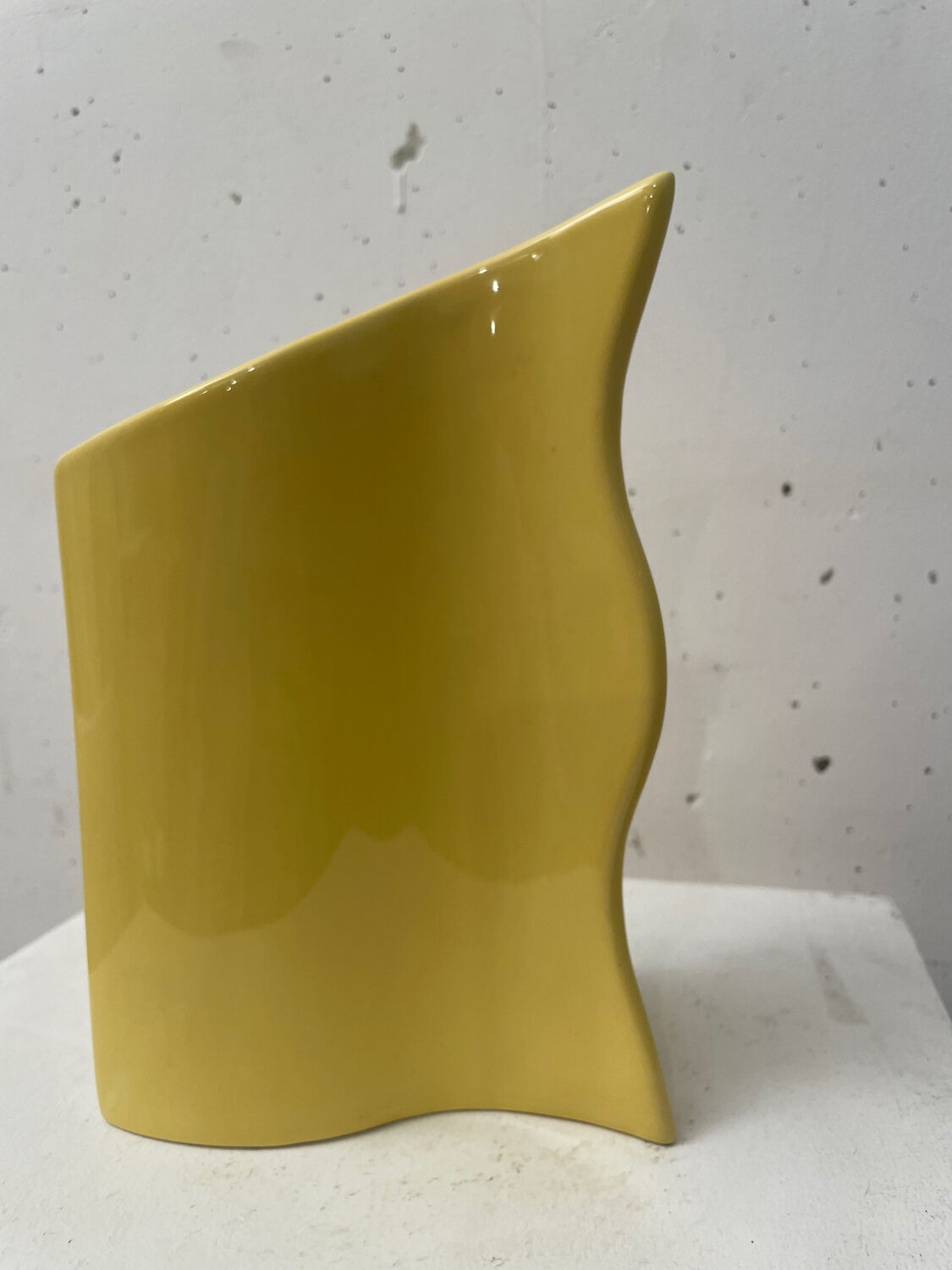 Asa vase 1980
