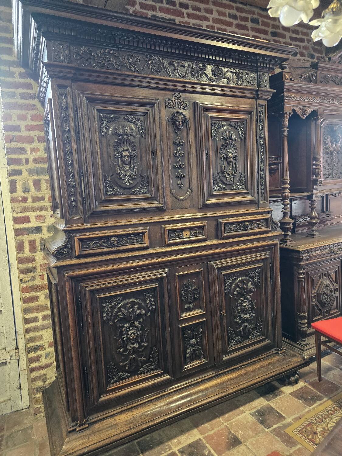 18th century Renaissance 4 door furniture