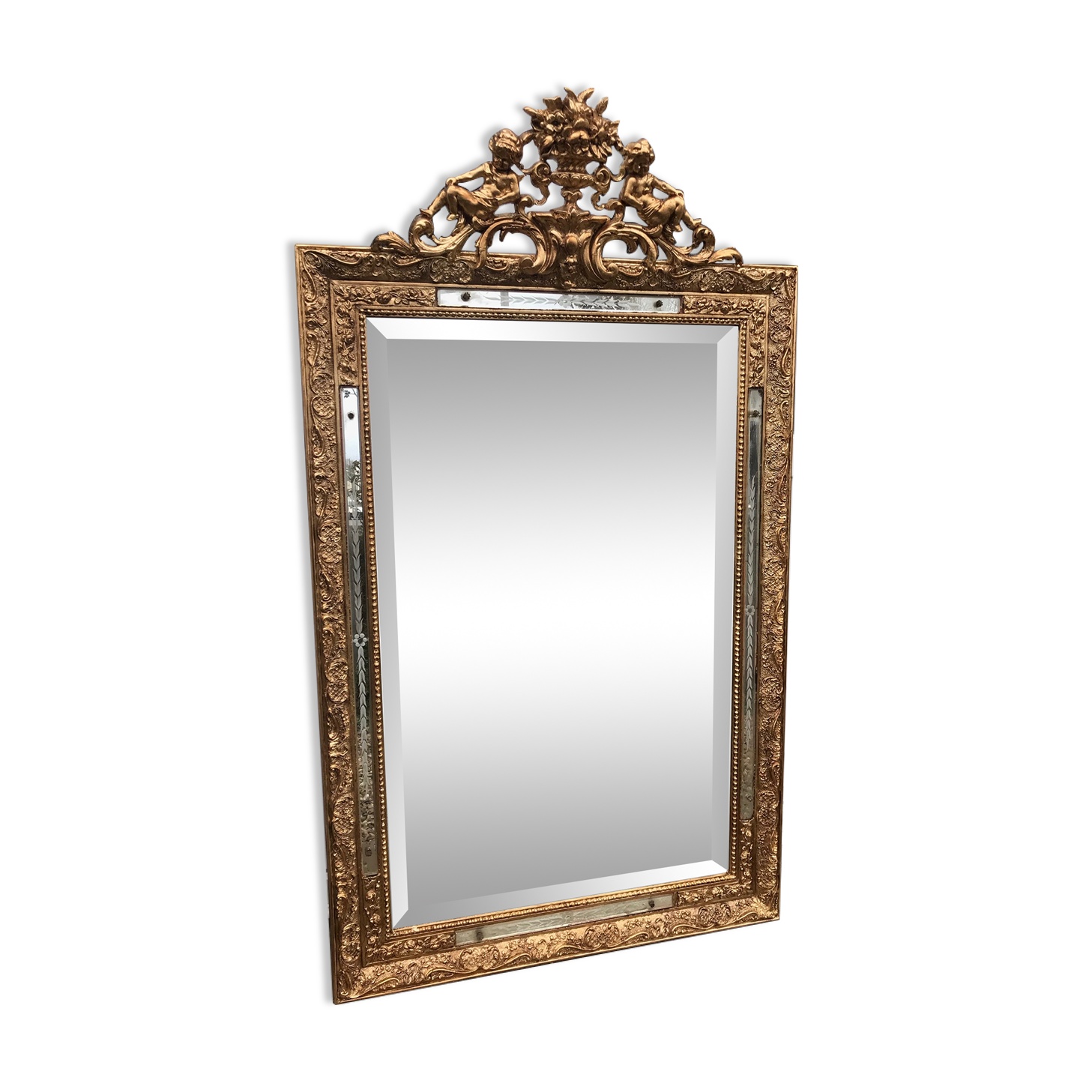 Golden mirror with pediment 134 x 77 cm