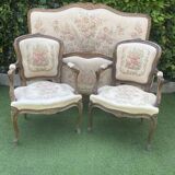 Basket bed and its two armchairs