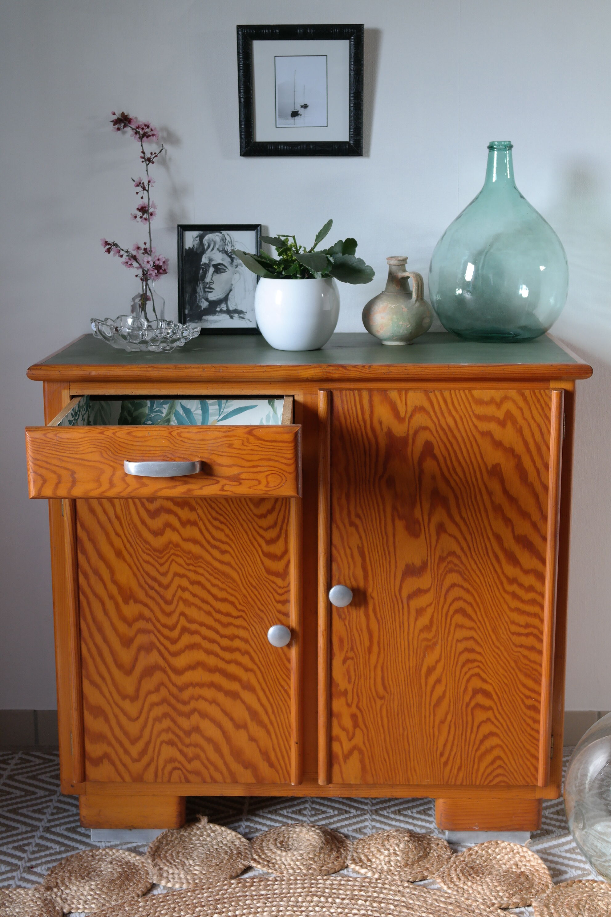 Light wood mado buffet