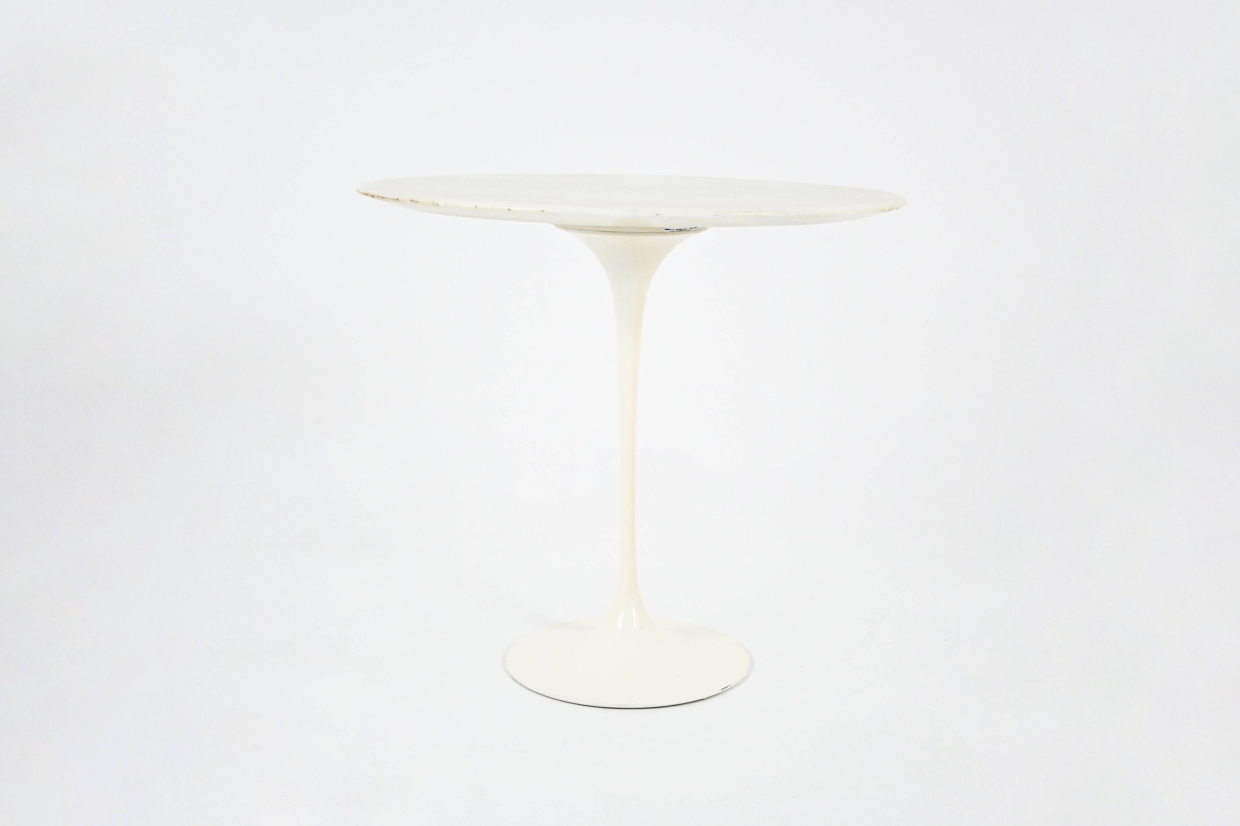 Oval side table by Eero Saarinen for Knoll International, 1960s