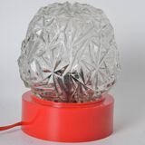 red globe lamp