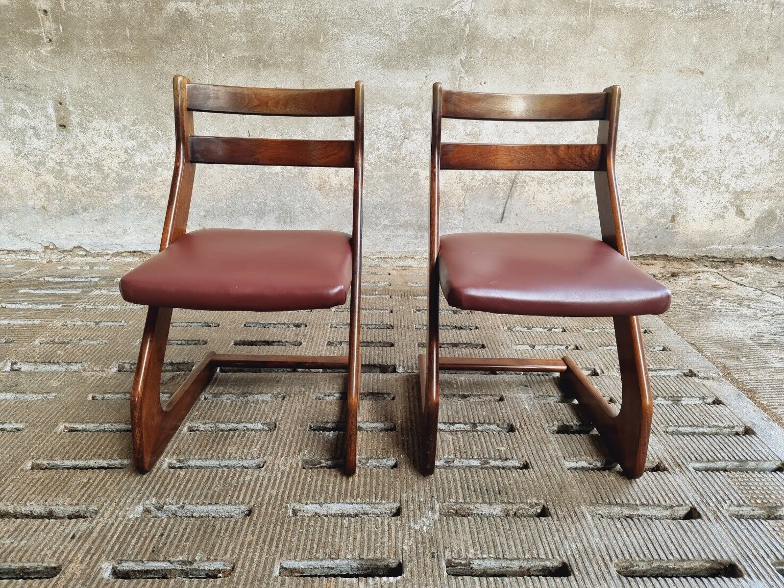Vintage design chairs set Mid Century