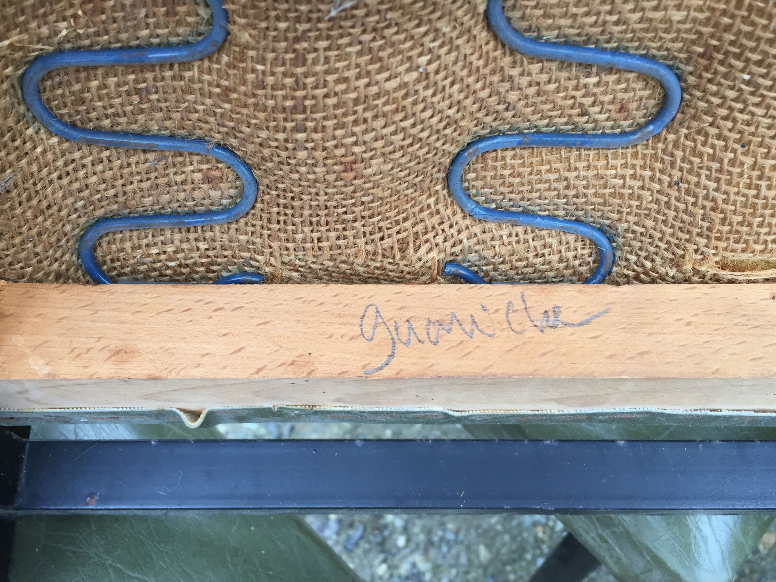 Vintage chairs guariche stone in Skaï green bottle and base in metal square tube.