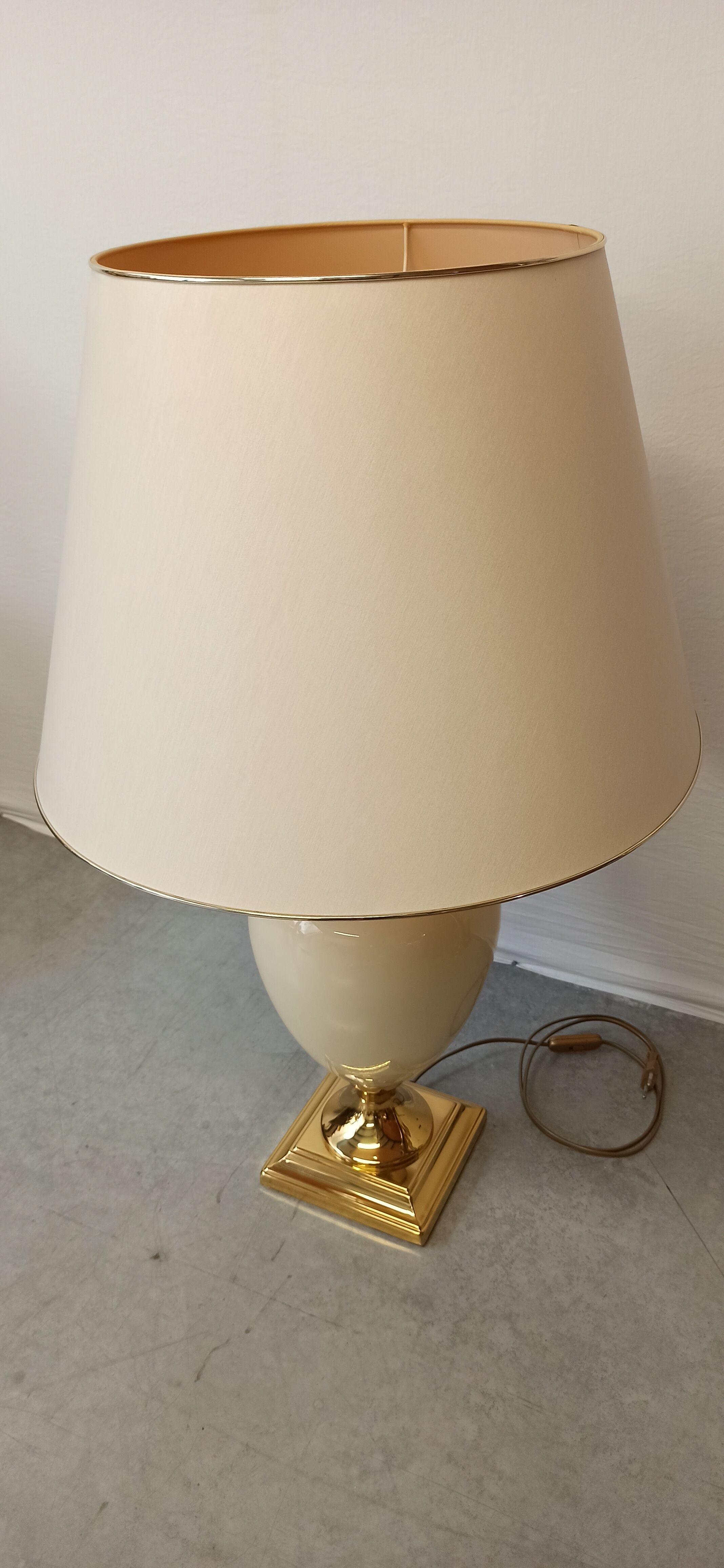 Table lamp Le Dauphin France