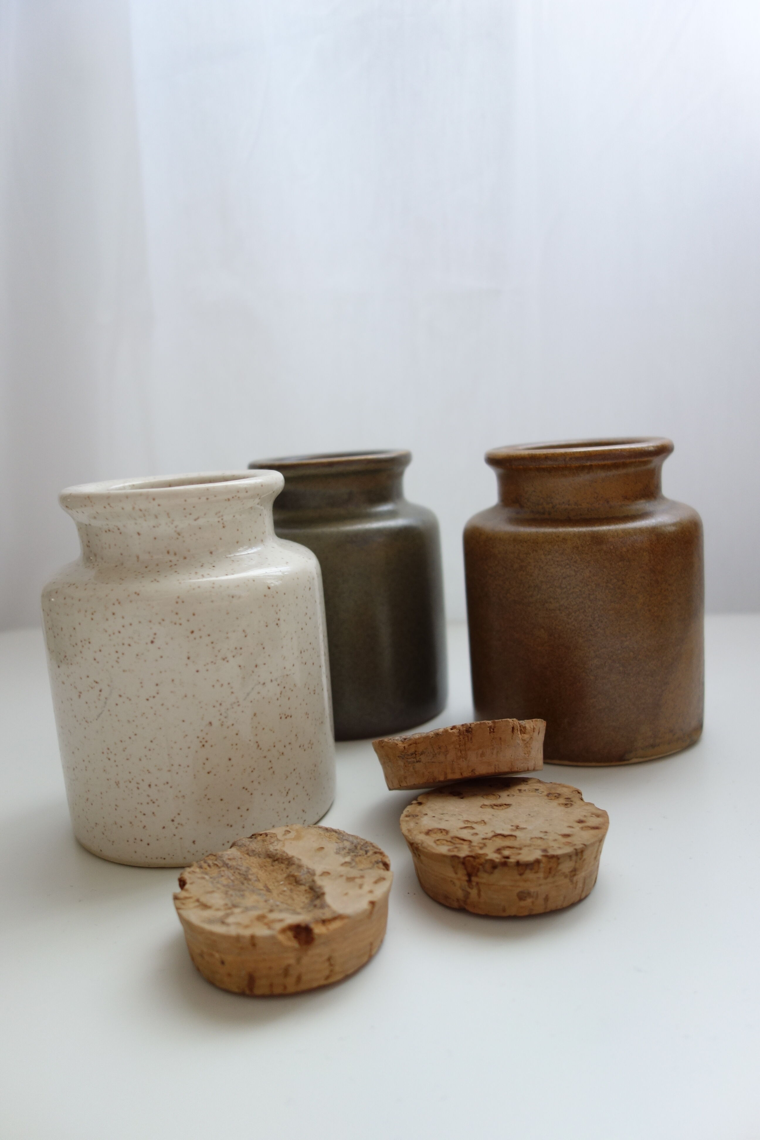 Lot of 3 stoneware pots