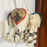 Éléphant bois ancien marionnette