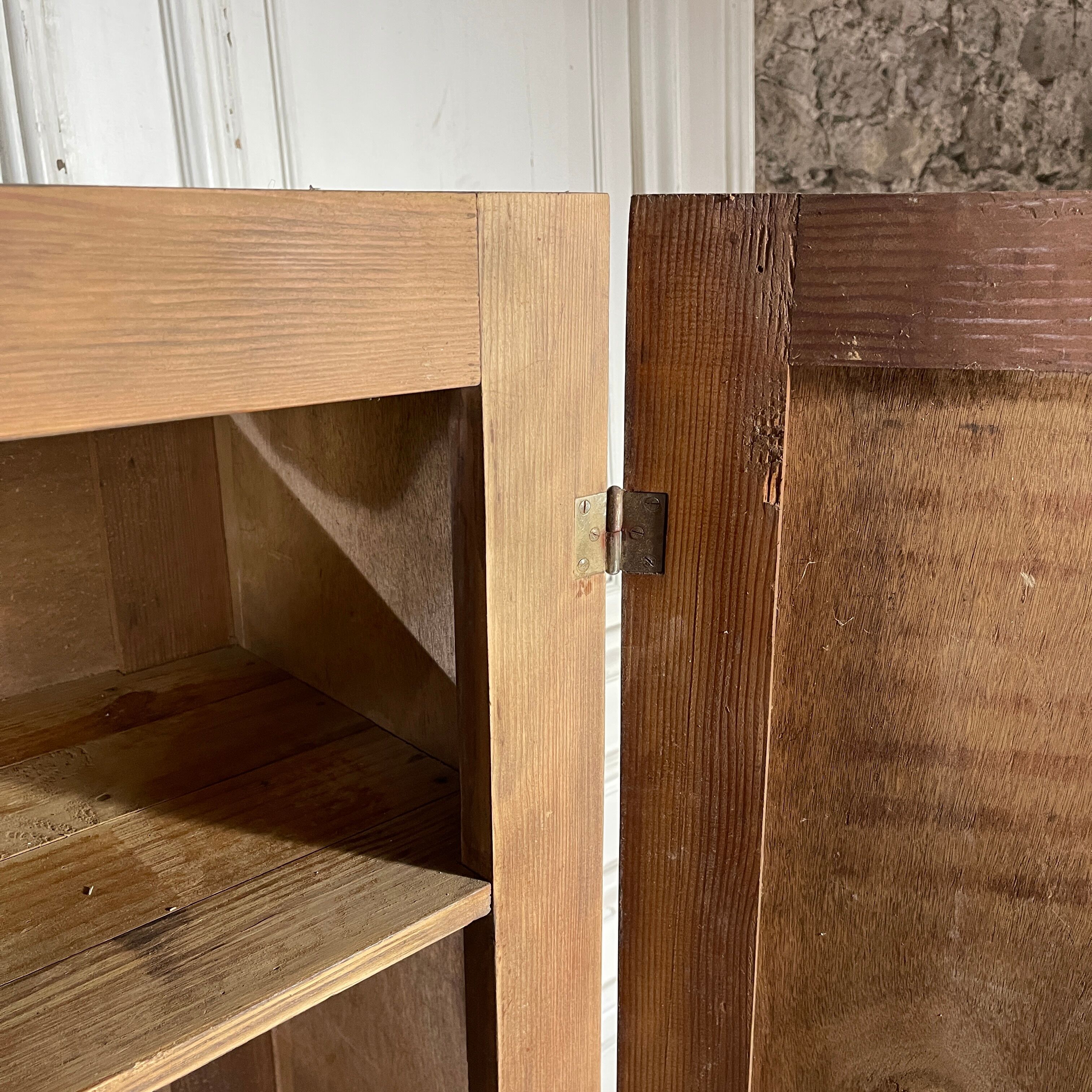 Wardrobe spirit wardrobe in raw wood