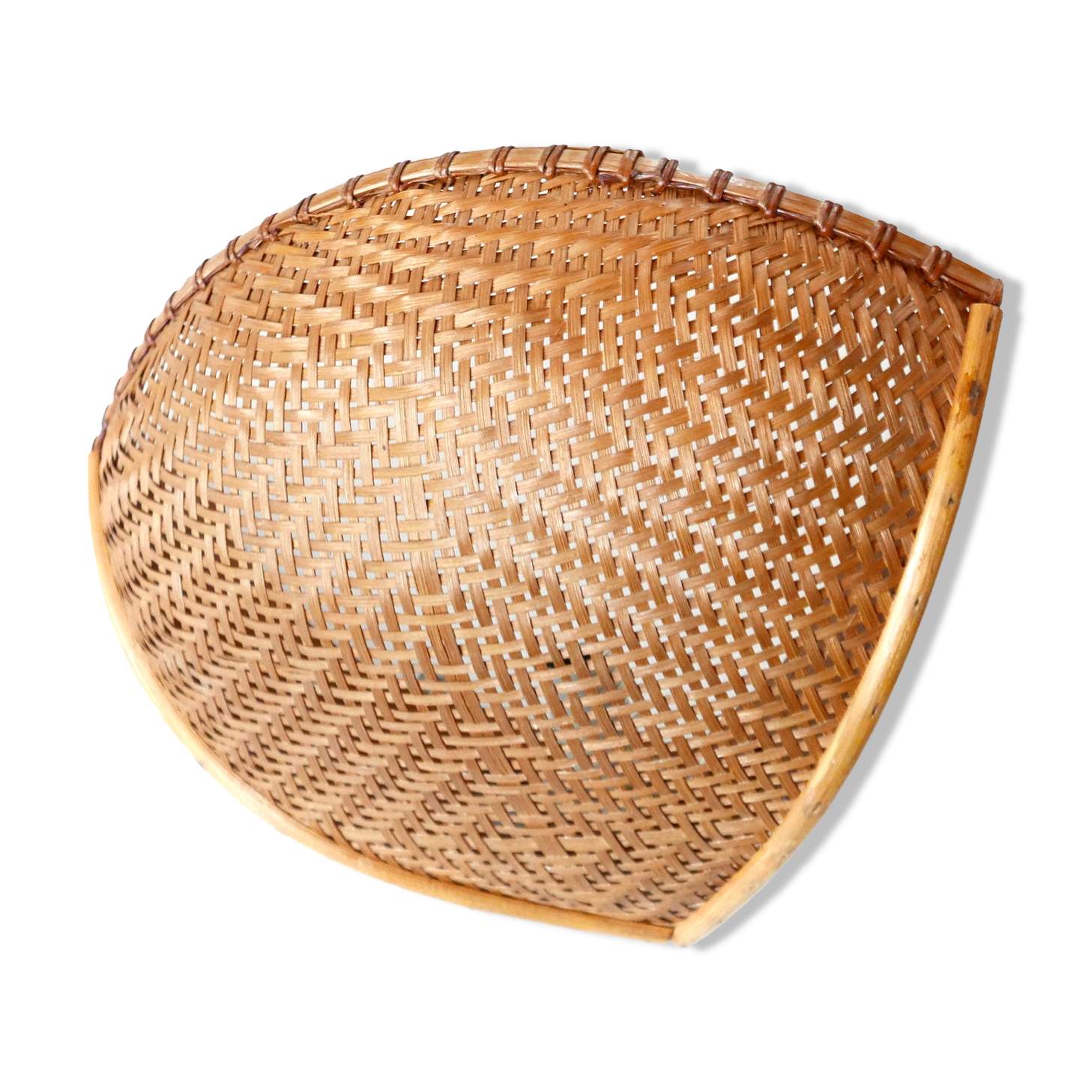 Applique d'angle en osier et bois années 60