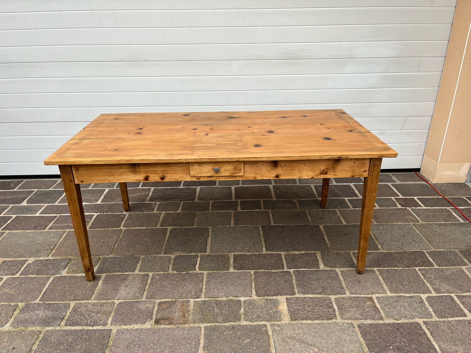 Farmhouse table